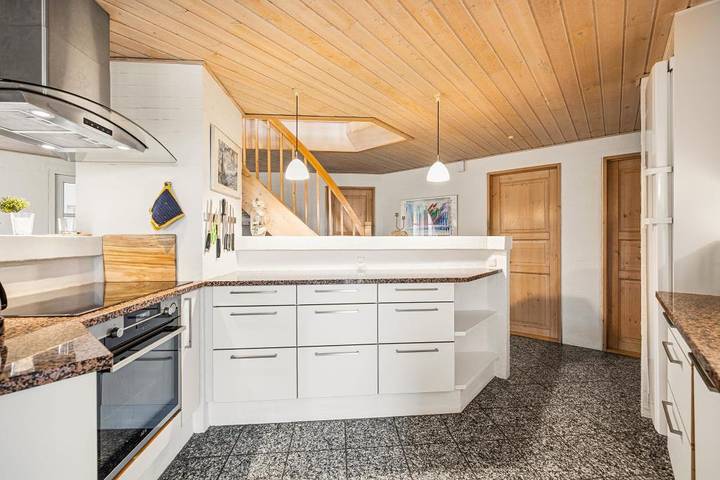 Villa für 12 Personen, mit Sauna und Pool sowie Balkon/Terrasse und Whirlpool, mit Haustier in Blavand - 4