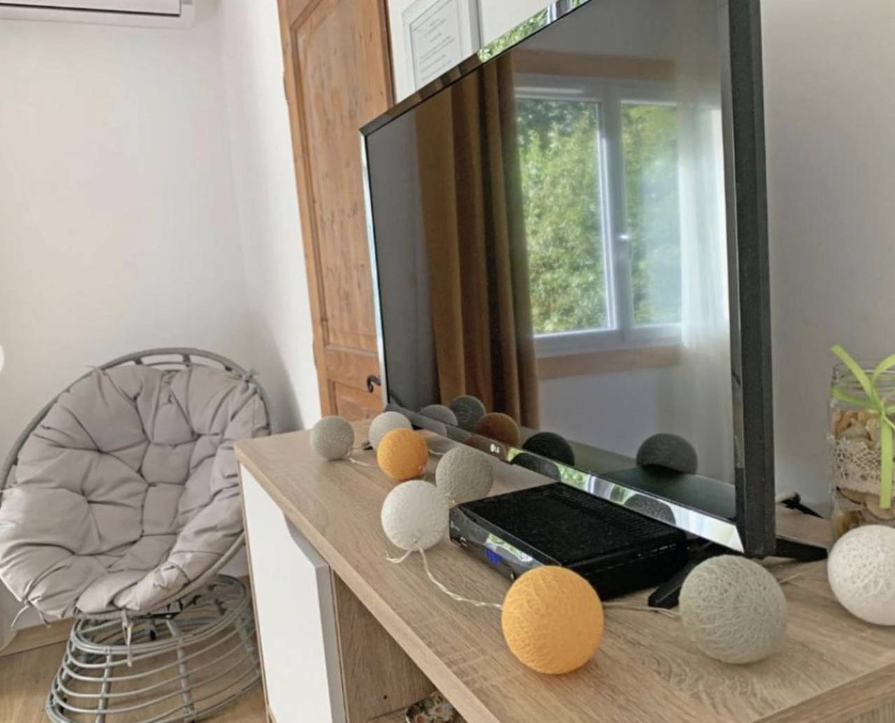 Chambres d'hôtes 'Les Tables Aux Vaches Raviège' avec terrasse partagée, Wi-Fi et climatisation in La Salvetat-sur-Agout, Région de Béziers