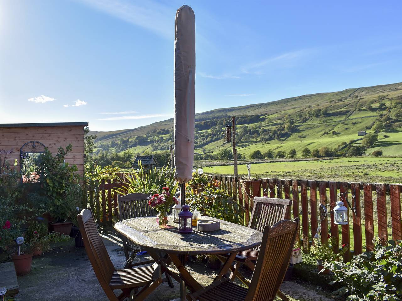 Log Cabin for 4 People in North Yorkshire, Yorkshire