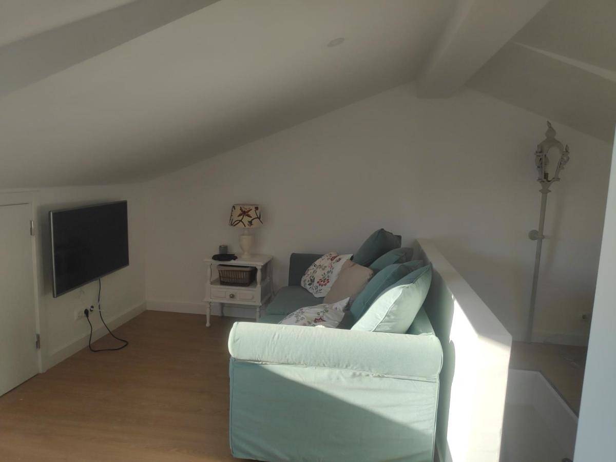 Three-Bedroom House in A dos Cunhados e Maceira, Distrito de Lisboa