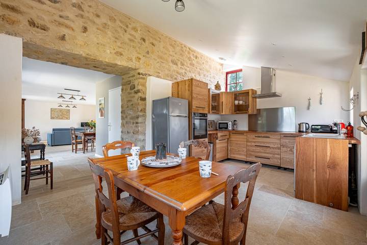 Location de vacances pour 5 personnes, avec terrasse et jardin à Surzur - 3