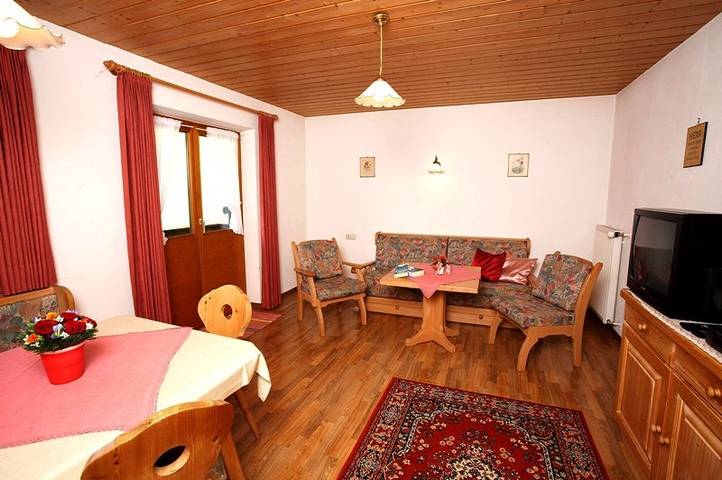 Ferienwohnung für 2 Personen, mit Balkon und Terrasse sowie Garten in Reit im Winkl - 2