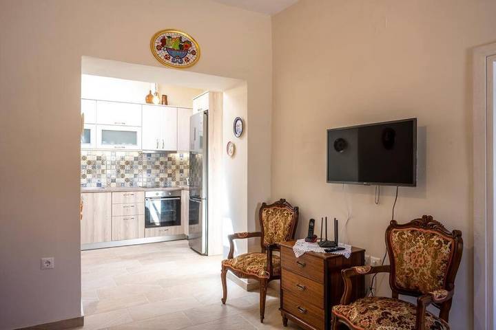 Location de vacances pour 4 personnes, avec vue ainsi que jardin et terrasse, animaux acceptés dans Palekastron - 4