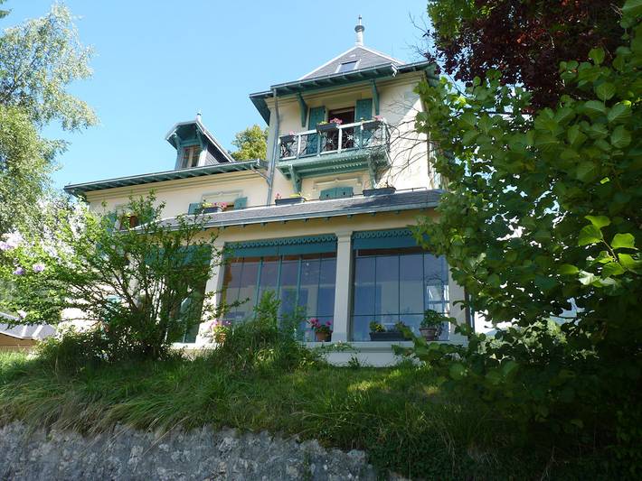 Gîte pour 20 personnes, avec jardin et terrasse, animaux acceptés à Saint-Christophe (Savoie)