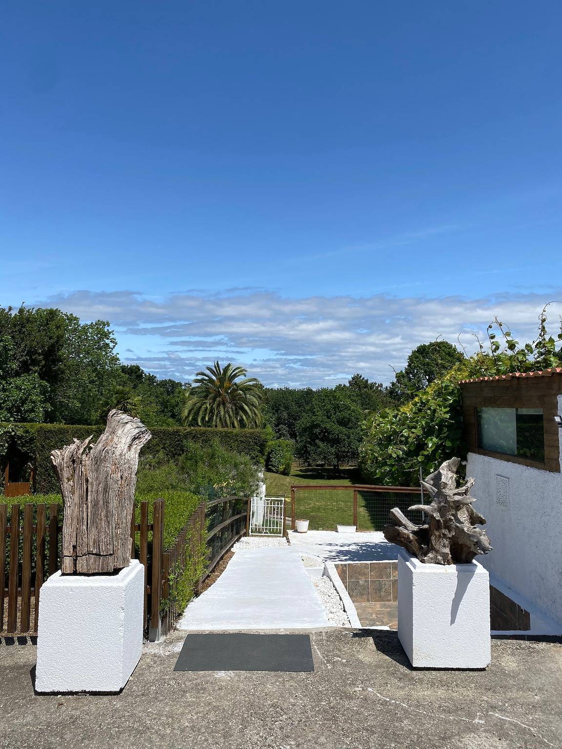Cabane rustique avec piscines in Cambre (La Corogne), Costa de Galicia