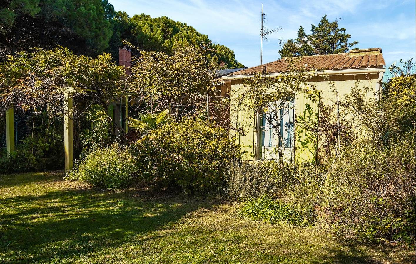 Moderno apartamento con piscina y aparcamiento, a 2 km de Rochegude in Mondragon, Vaucluse