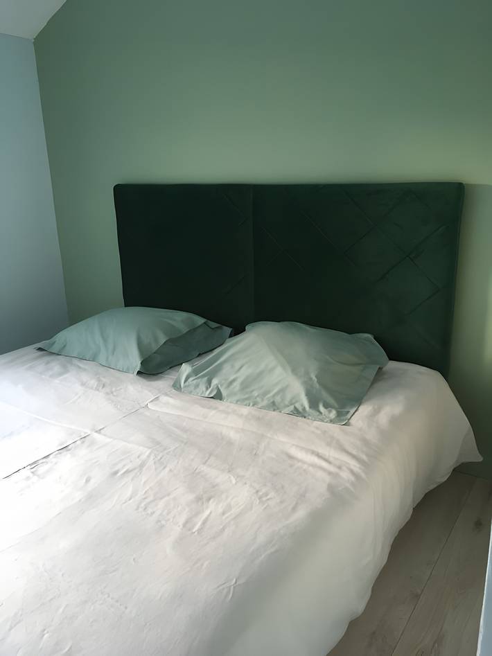 Guest Room "Chambre Tissou - Upstairs" in La Tessoualle, Cholet region