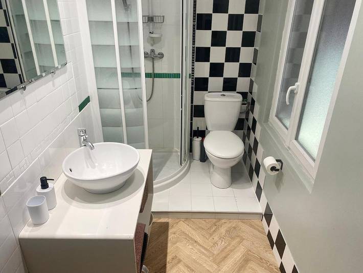 Location de vacances pour 11 personnes, avec vue ainsi que balcon et jardin à Veneux-les-Sablons - 3