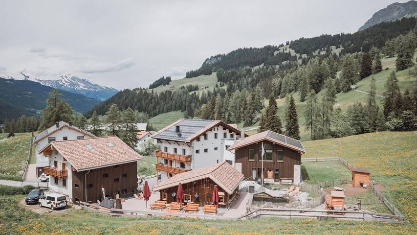 Ferienhaus für 34 Personen, mit Terrasse und Sauna in der Schweiz - 2