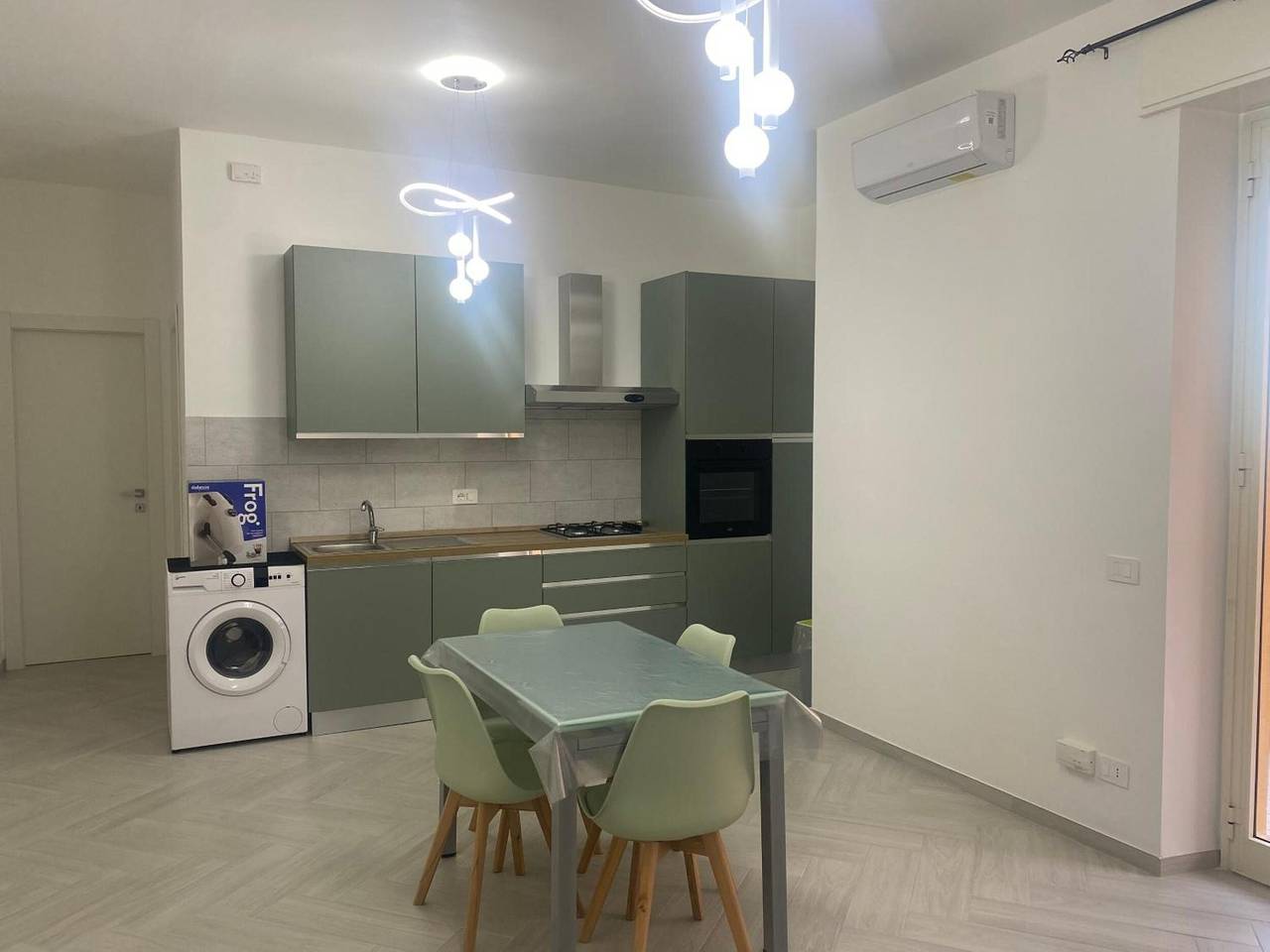 Ganze Wohnung, Apartment 'Olympo House mit Balkon', Meerblick, Wlan und Klimaanlage in Agrigento, Agrigento Provinz