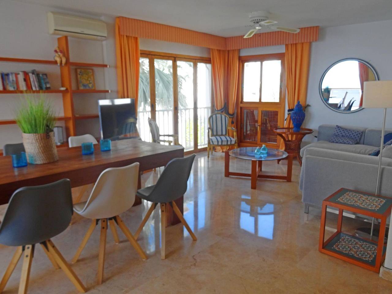 Geheel appartement, Vakantieappartement voor 6 personen met zwembad in Platja del Mascarat (Altea), Altea