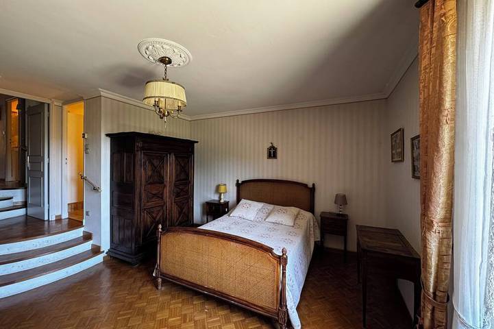 Family villa with a pool and garden, featuring a view in Caumont-sur-Durance, Vaucluse