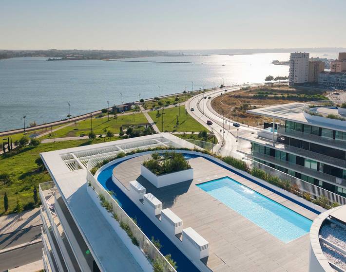 Gîte pour 4 personnes, avec Jardin et Piscine dans Barreiro