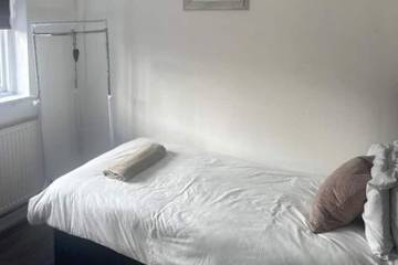 Apartment for 4 People in Westcliff-on-Sea, Southend-on-Sea, Photo 2