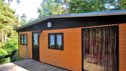 Ferienhaus für 2 Personen, mit Terrasse und Seeblick sowie Garten in Uckermark