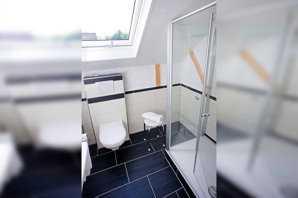Ganze Wohnung, Doppelzimmer mit Frühstück, kostenlosem Wlan & Parkplatz, nahe Stadtzentrum in Gengenbach, Kinzigtal