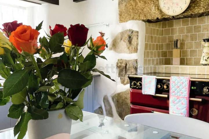 Cottage for 5 people, with yard and terrace - 1