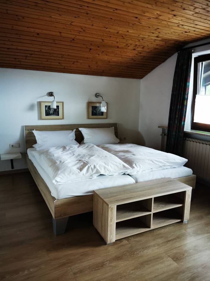 Ferienwohnung für 3 Personen, mit Garten und Balkon, kinderfreundlich in Übersee - 4