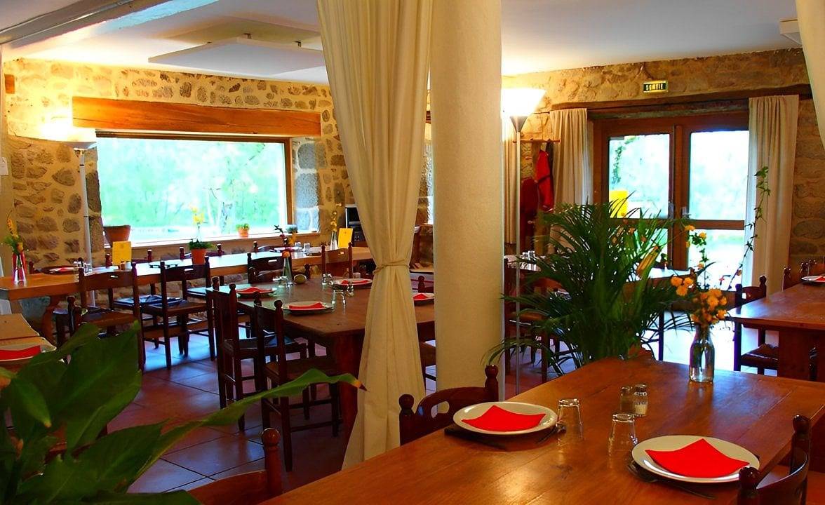 Les Soleils - Chambre Bois in Mérinchal, Région d'Aubussargues