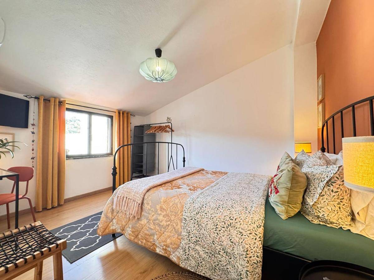 Double Room with Shared Bathroom in Silves, District de Faro