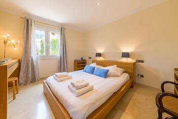 Finca for 8 People in Las Tres Velas, Calvià, Photo 1