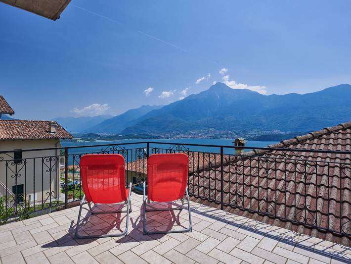 Ferienwohnung für 4 Personen, mit Balkon und Terrasse sowie Garten und Seeblick am Comer See - 4
