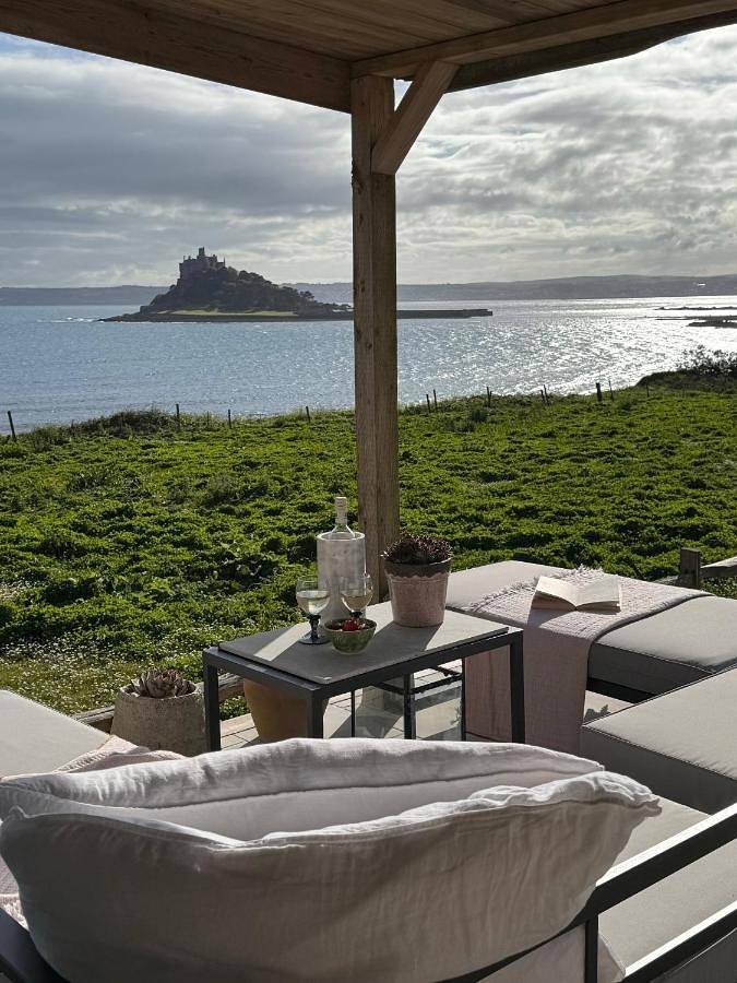 Holiday rental for 2 people, with Terrace and Garden as well as View in Marazion