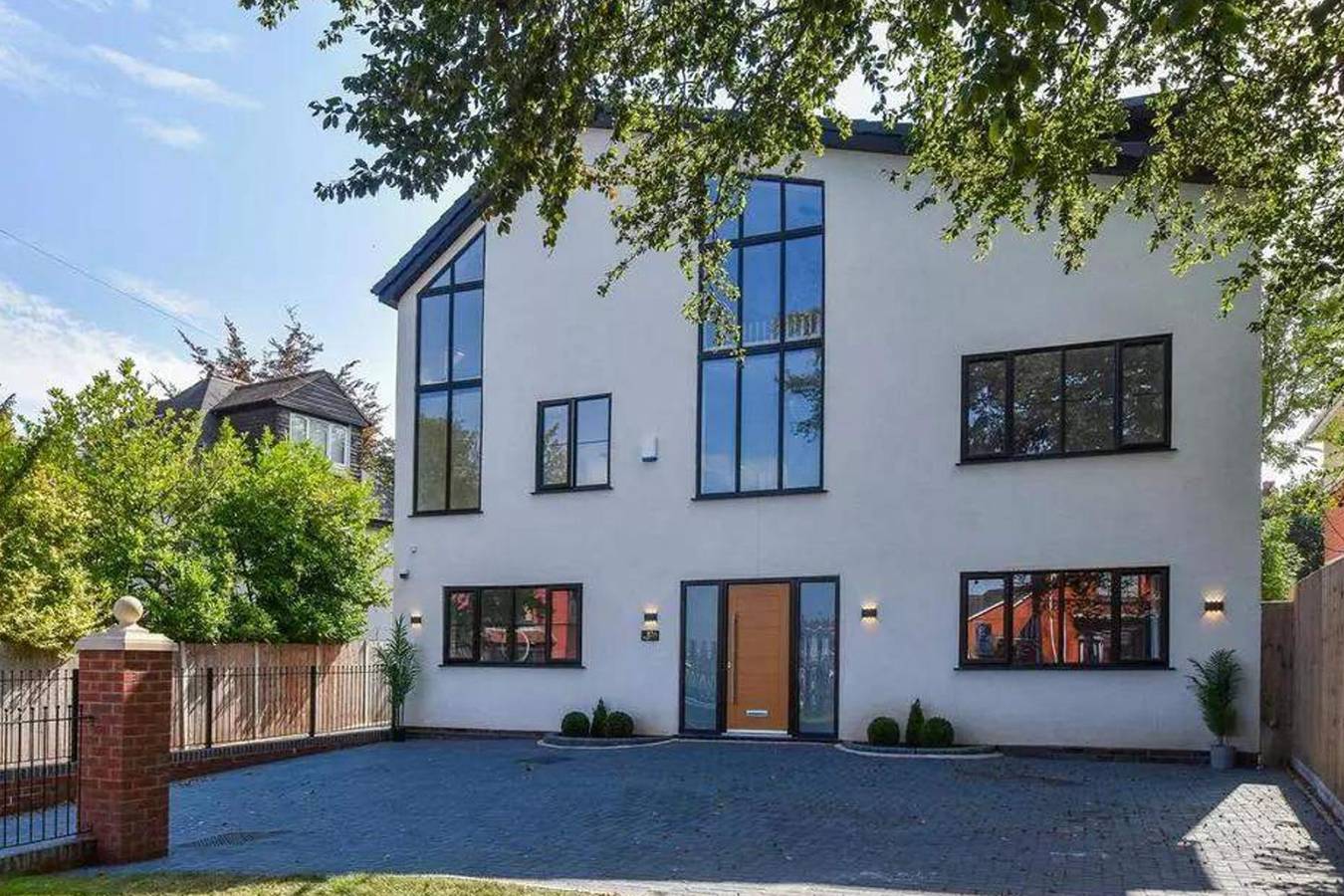 8 Bedroom House Sleeps 20 - Private Garden in Wolverhampton, Birmingham y alrededores