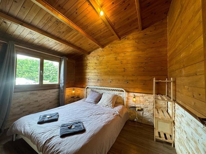 Gîte pour 6 personnes, avec jacuzzi et jardin, animaux acceptés à Saint-Pourçain-sur-Sioule - 4