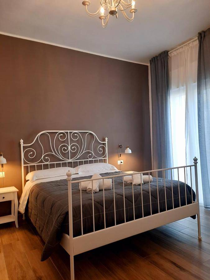 Large Double Room in Carovigno, Salento