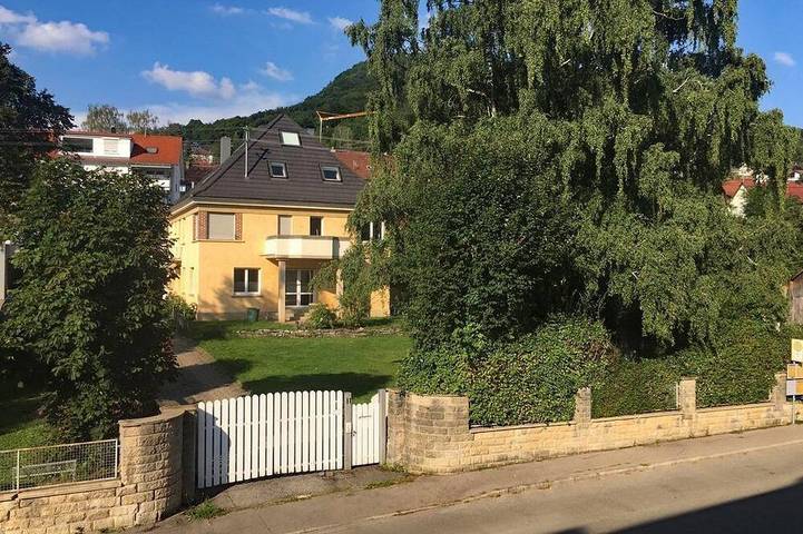 Villa für 9 Personen, mit Balkon - 1