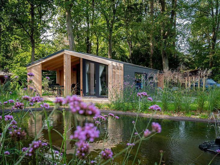Vakantiehuis voor 4 personen, with Balkon/Terras and Terras as well as Tuin and Sauna in Bronckhorst
