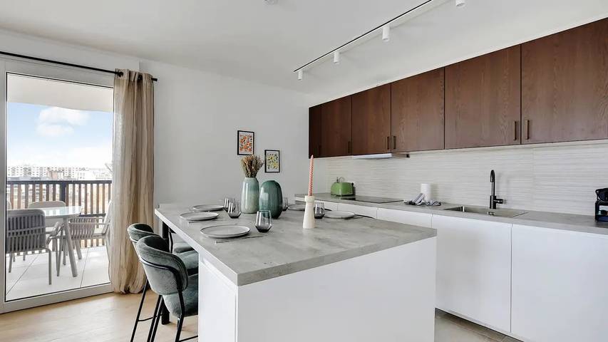 Gîte pour 9 personnes, avec balcon à Clichy - 3