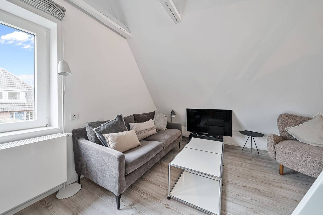 Ganze Wohnung, Sonnengold - wunderschöne Einliegerwohnung in zentraler Lage im Dorf in St. Peter-Ording, Eiderstedt
