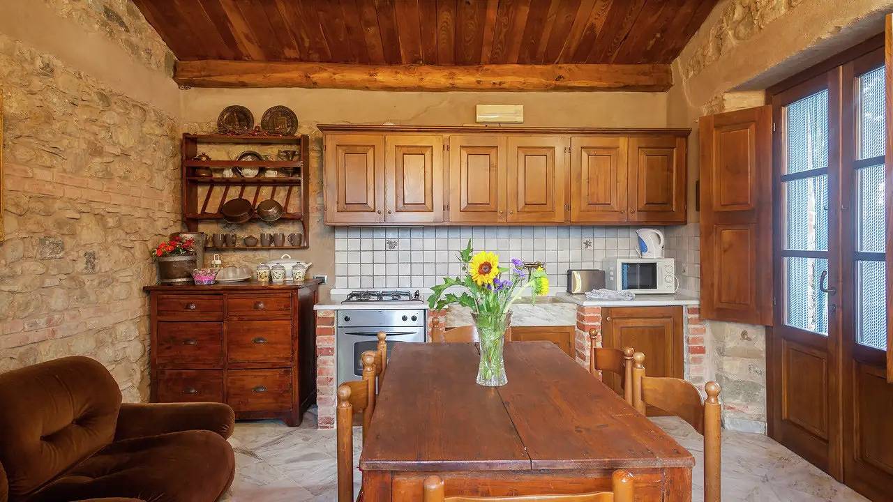 Agriturismo per 16 persone con giardino in Aulla, Val di Magra