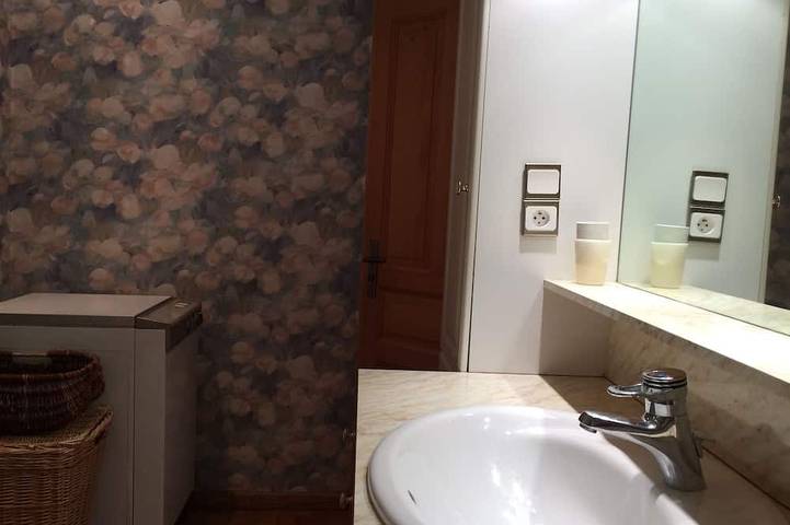 Location de vacances pour 3 personnes, avec terrasse à Sainte-Enimie - 4