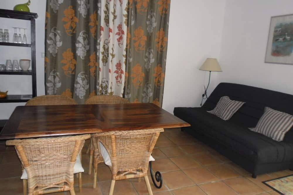 Cottage *** único en el campo cerca de Arles, piscina privada sin vis a vis in Arlés, Region de Arles