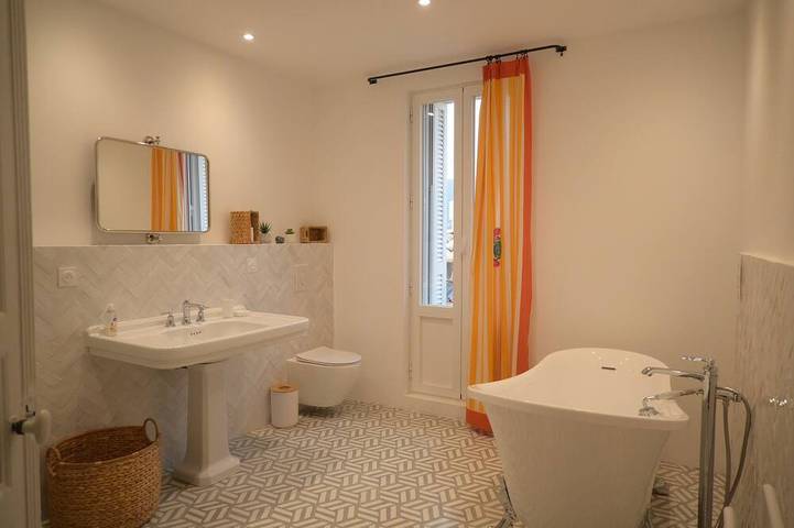 Gîte pour 4 personnes dans Office De Tourisme De Calvi - 4