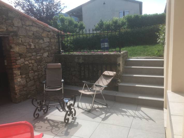 Gîte pour 6 personnes, avec terrasse et jardin à Saint-Florent-sur-Auzonnet - 3