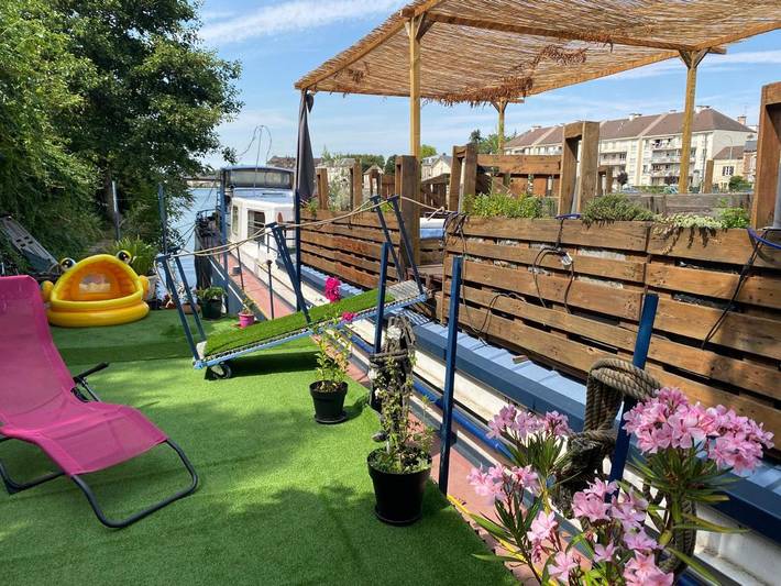 Bateau pour 2 personnes, avec vue et terrasse dans Hauts-de-France - 3