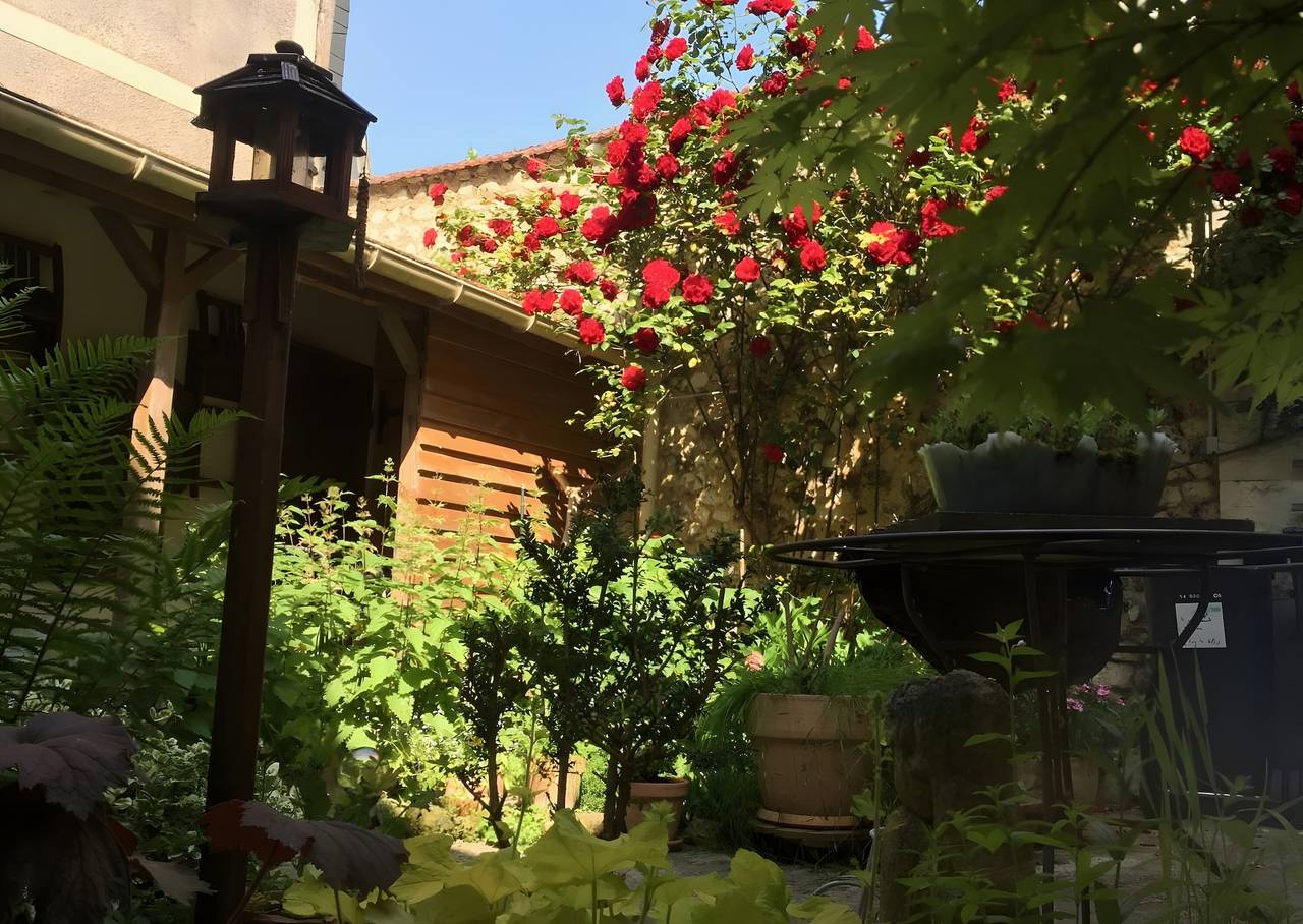 Maison de vacances « La Maisonnette » avec terrasse partagée, jardin commun et Wi-Fi in Les Andelys, Région de Les Andelys