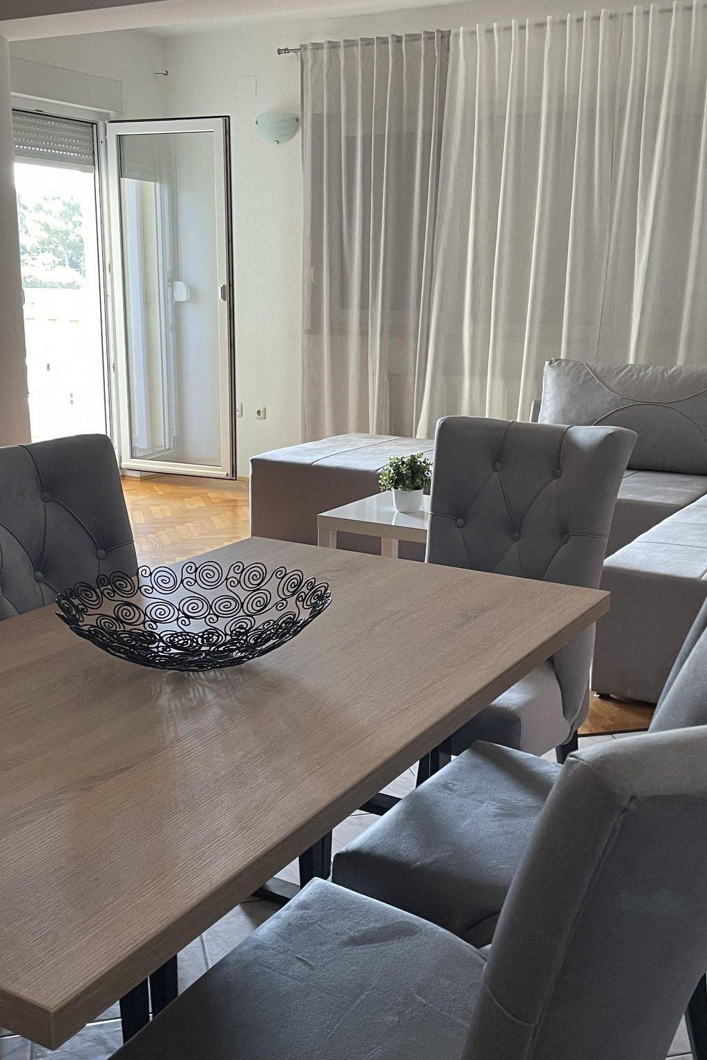 Ganze Wohnung, Kinderfreundliches Appartement mit Garten in Stobrec, Split-Dalmatien