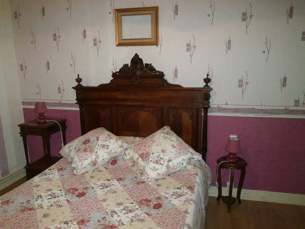 Ensemble de deux chambres - Ensemble de 2 chambres -La Menuiserie in Saint-Simeux, Charente