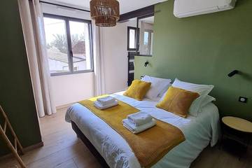 Location De Vacances pour 8 Personnes dans L'Isle-sur-la-Sorgue, Provence, Photo 3