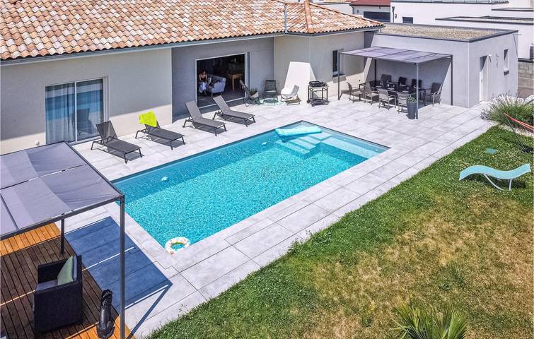 Location de vacances pour 8 personnes dans l' Isère