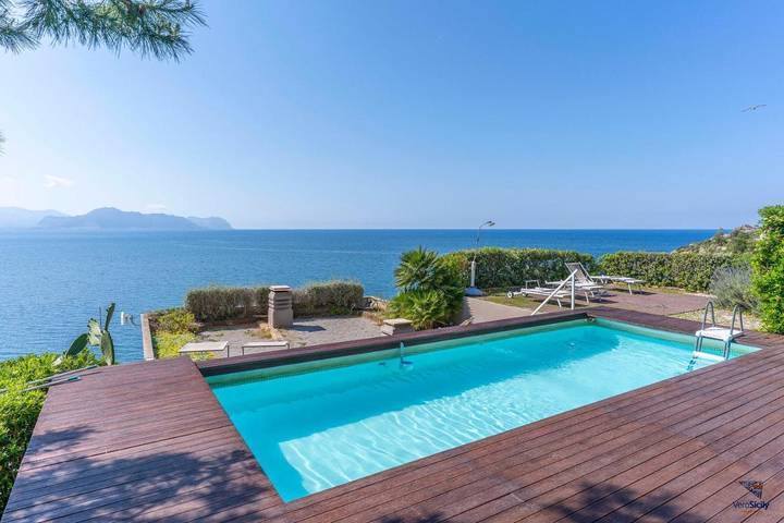 Gîte pour 6 personnes, avec jardin ainsi que vue et piscine à Bagheria - 3
