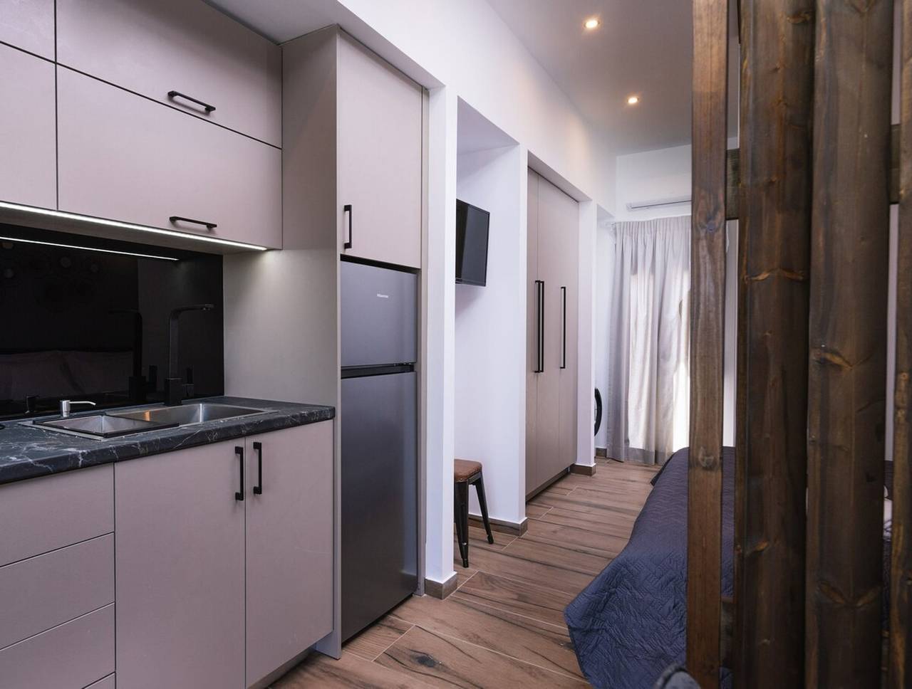 Appartement entier, "Havana 5" Studio Sea and Pool in Région d'Iraklio-Héraklion