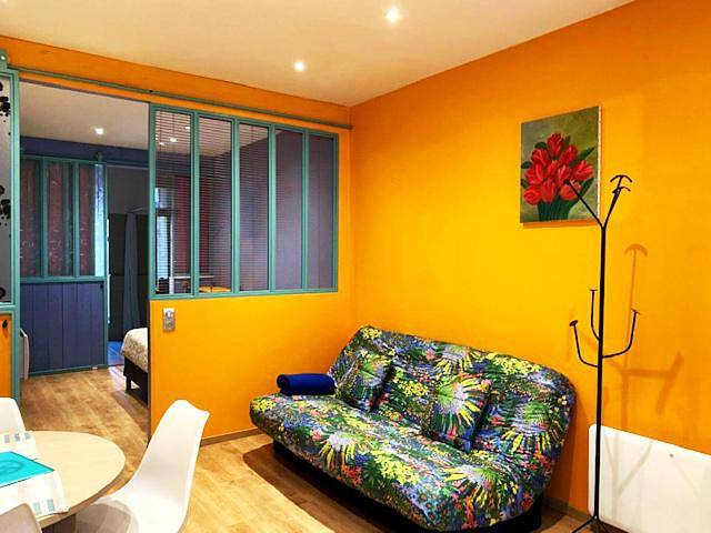 Appartement entier, Proche Disney - F2 accessible Pmr - Centre Historique de Meaux – Portes de Paris. in Meaux, Seine-et-Marne