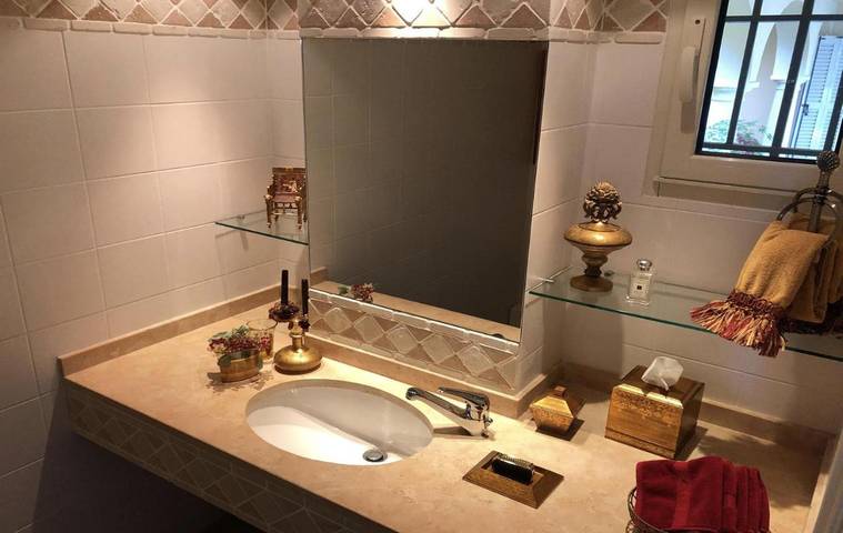 Villa pour 10 personnes, avec vue sur le lac et jardin ainsi que piscine et vue, animaux acceptés à La Turbie - 4