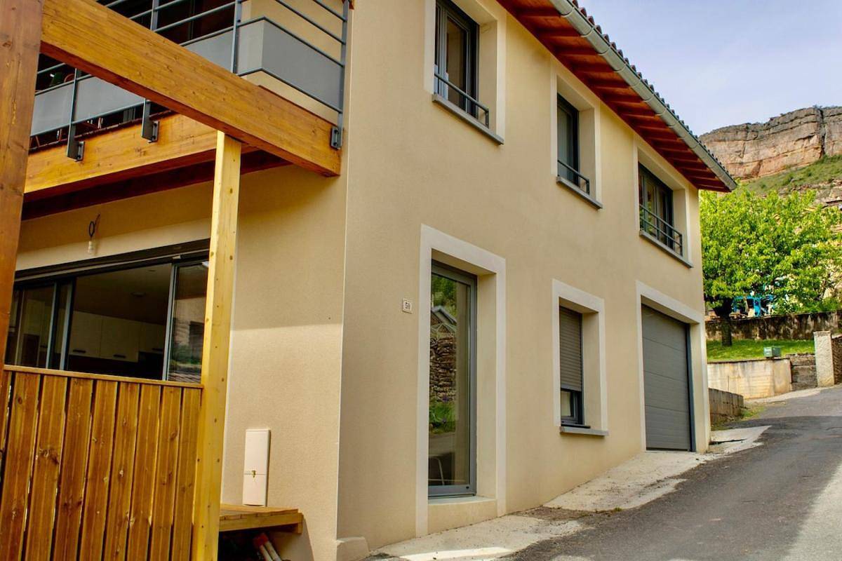 Maison Vergisson 6 pers vue Roche de Solutré in Vergisson, Région de Mâcon